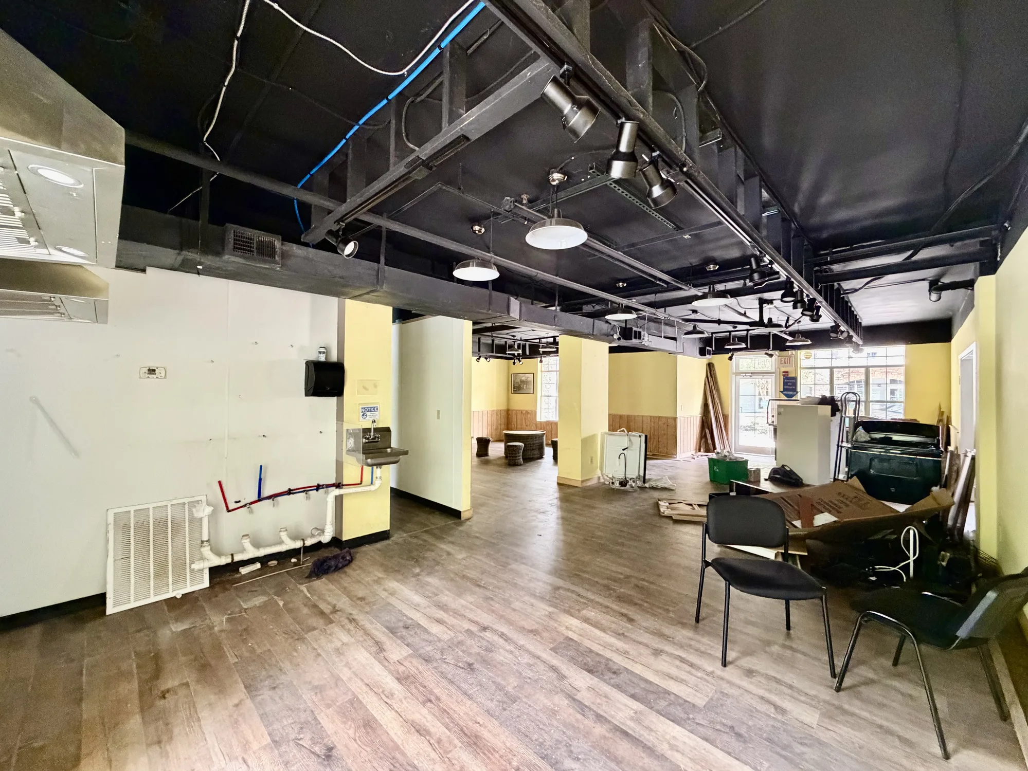 Retail suite interior Gatlinburg